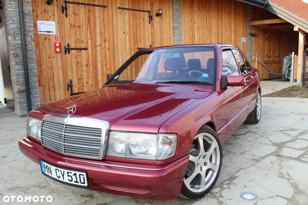 Mercedes-Benz W201 (190) - 35