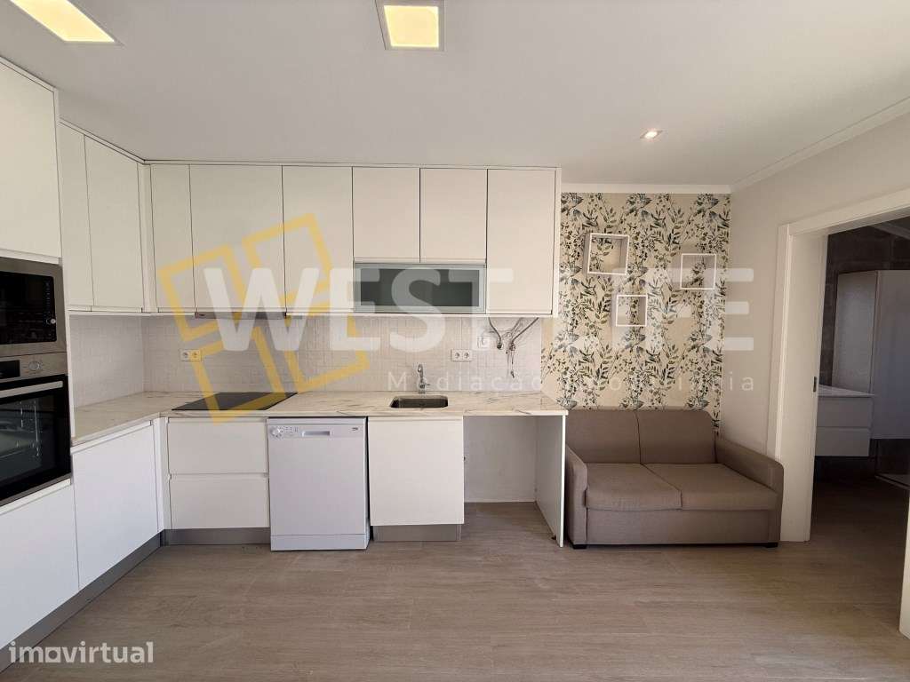 Moradia T2 Remodelada em Vila Pouca - EXCLUSIVO WEST LIFE - Enxara ... - Grande imagem: 3/17