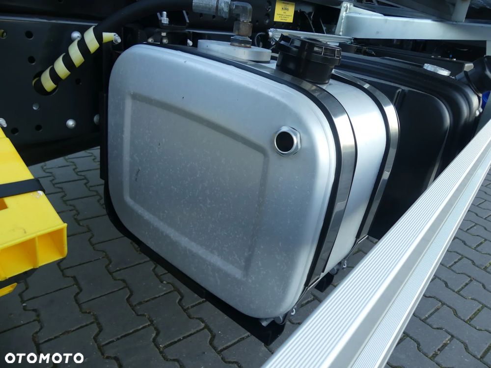 Iveco EUROCARGO 120E-220 / HAKOWIEC / EURO 6 / 48 tys km !!! / MANUAL / - 23