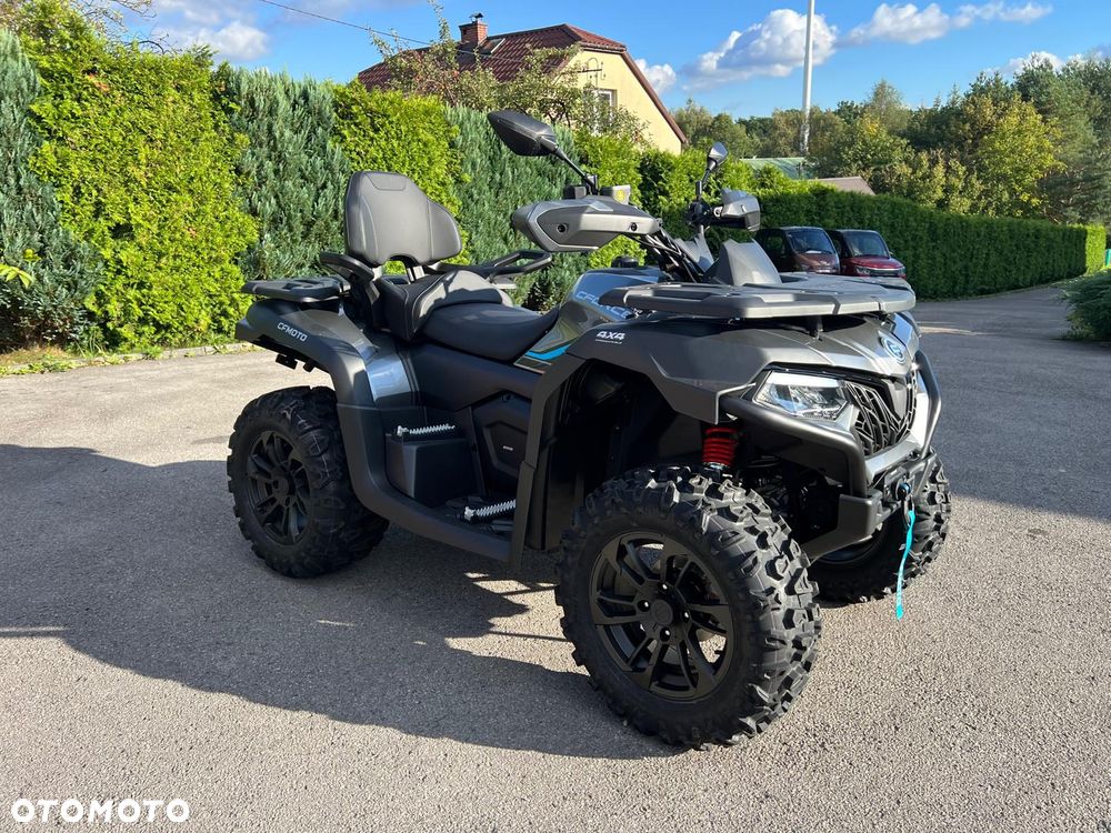 CFMoto CForce - 8