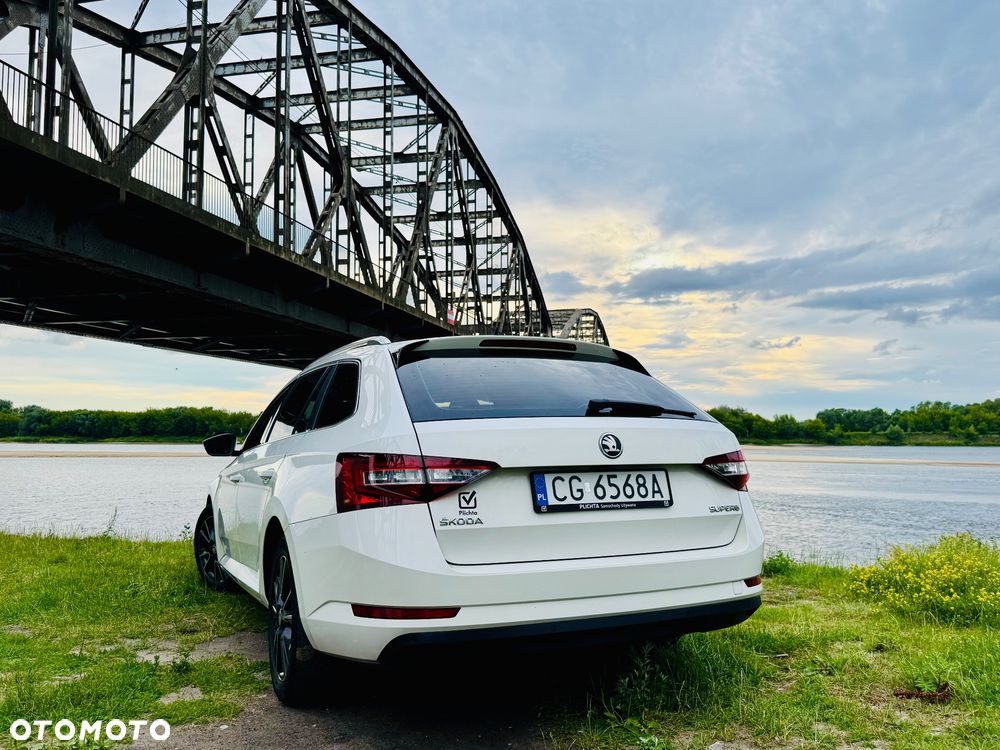 Skoda Superb 2.0 TDI Ambition DSG - 8