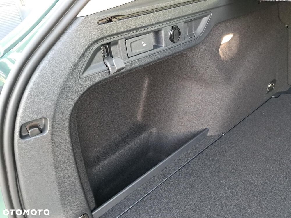 Volkswagen Passat - 29