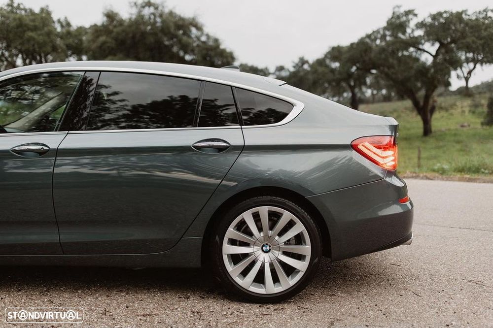BMW 535 Gran Turismo i xDrive - 25