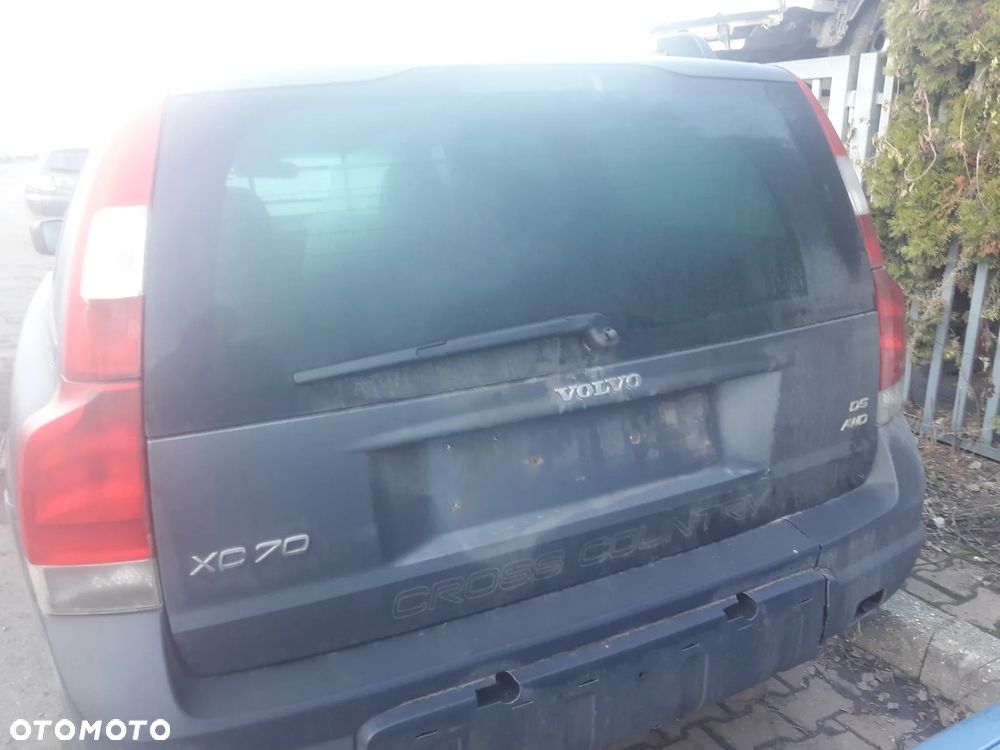KLAPA BAGAŻNIKA VOLVO XC70 - 1