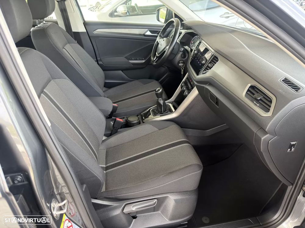 VW T-Roc 1.6 TDI - 12