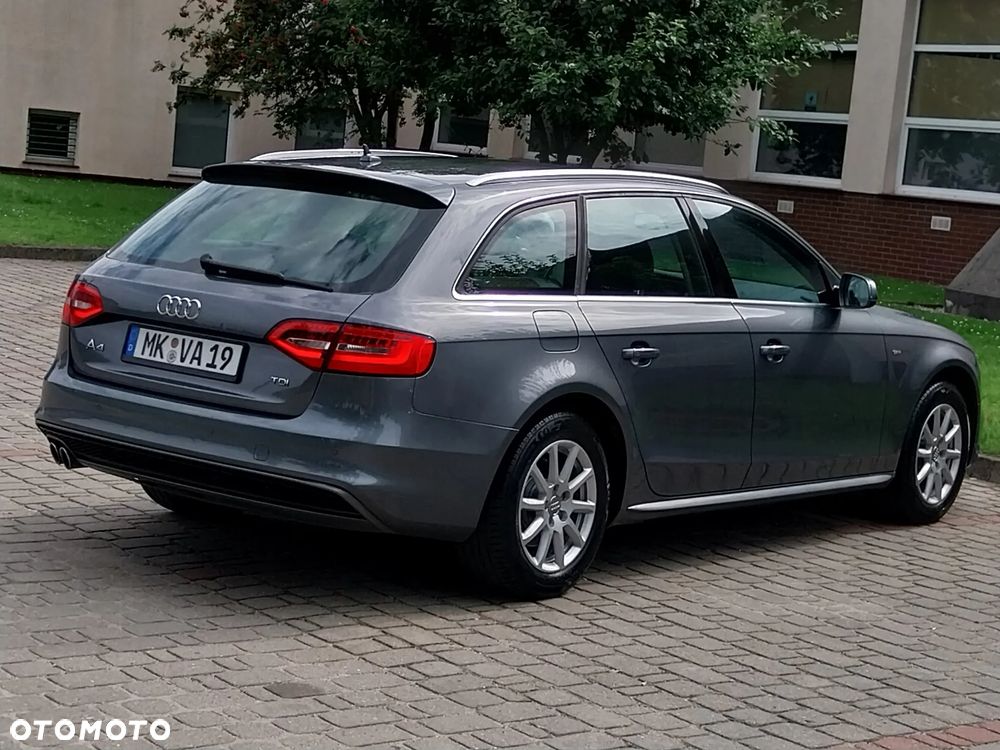 Audi A4 Avant 2.0 TDI S tronic - 13
