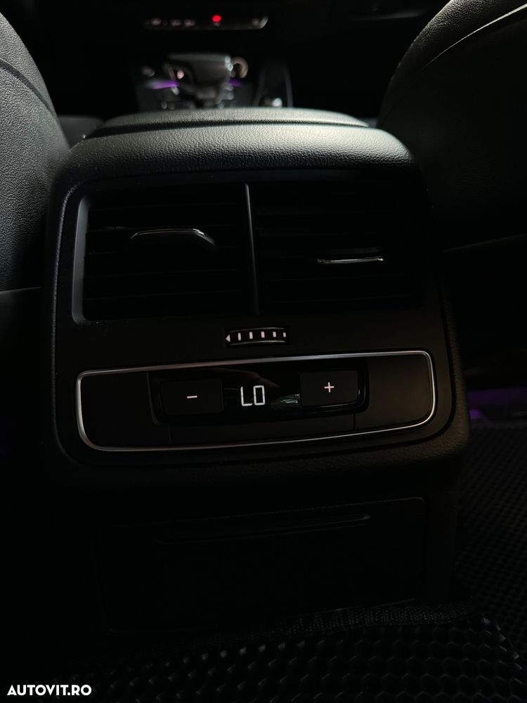 Audi A4 2.0 TDI quattro S tronic - 24