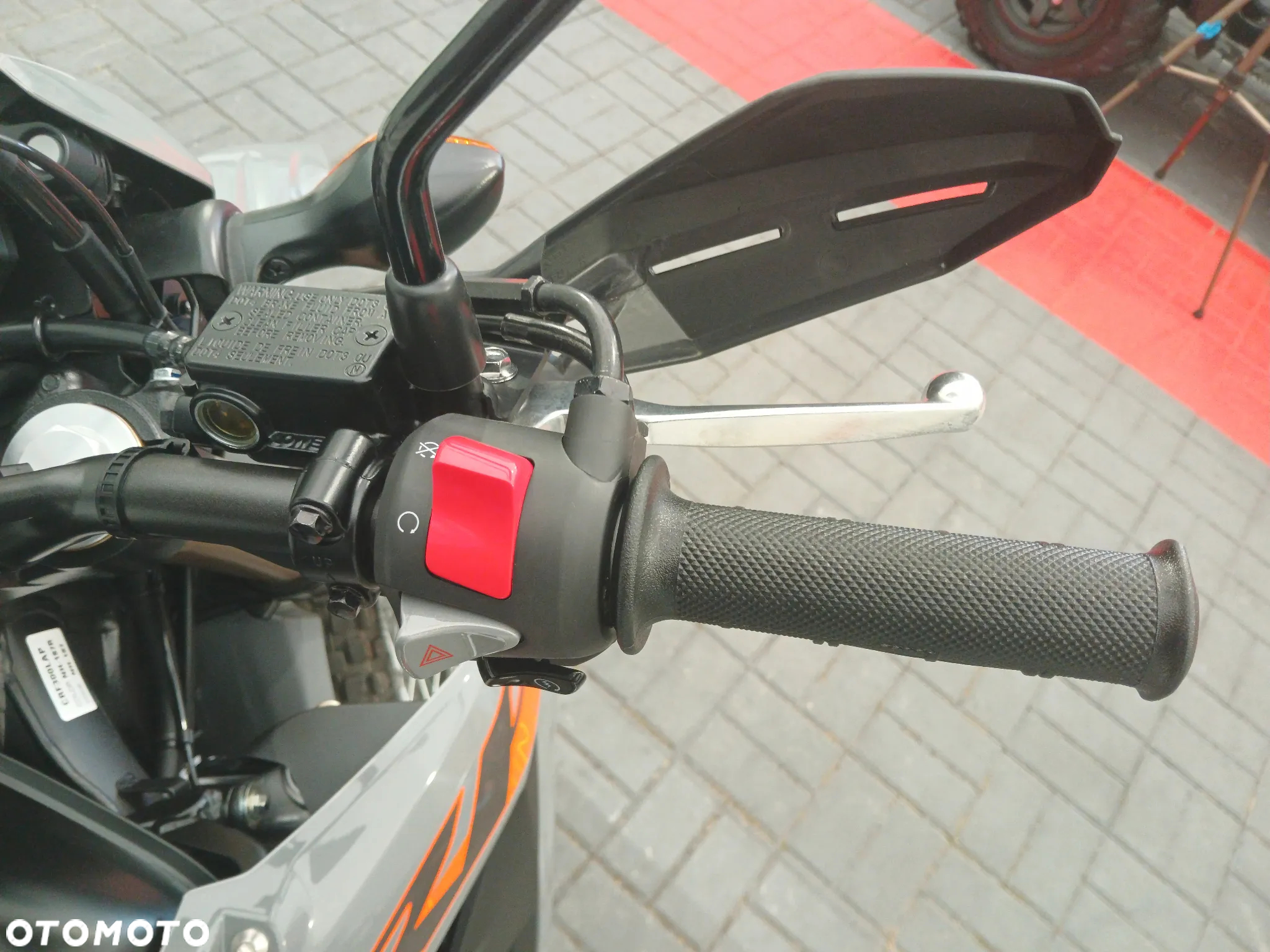 Honda CRF - 12