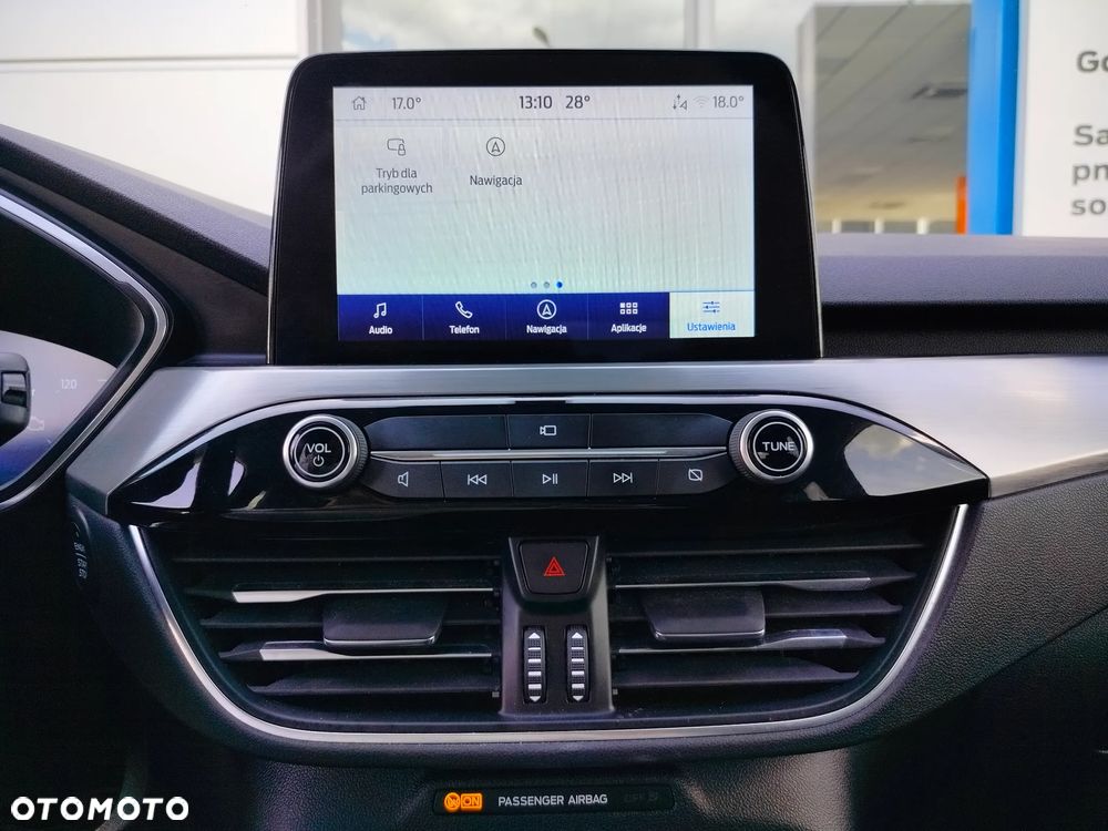 Ford Kuga 2.5 FHEV AWD Titanium eCVT - 21