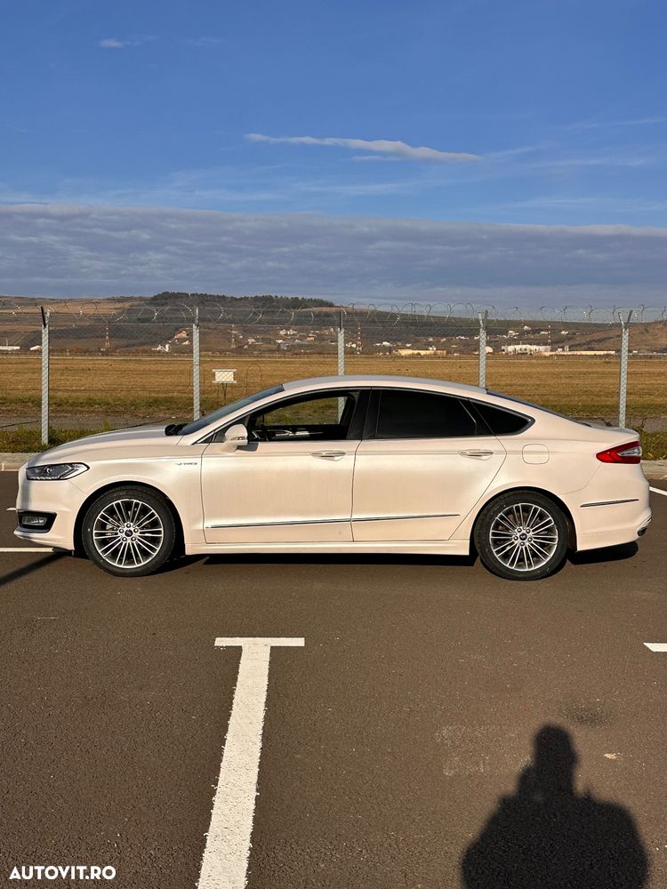 Ford Mondeo 2.0 HEV Vignale - 9