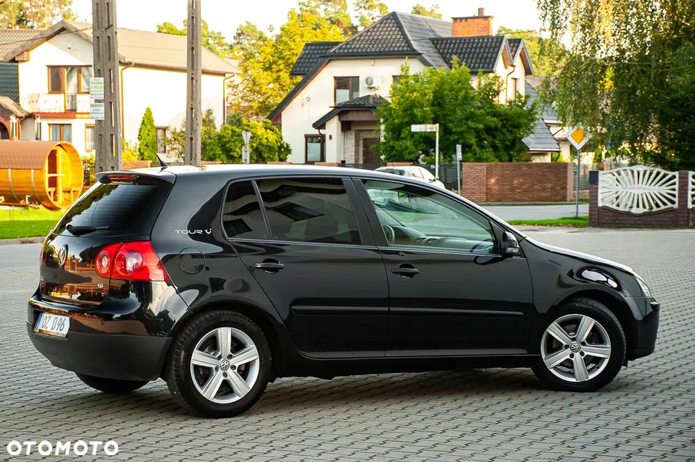 Volkswagen Golf 1.6 Tour Edition - 21
