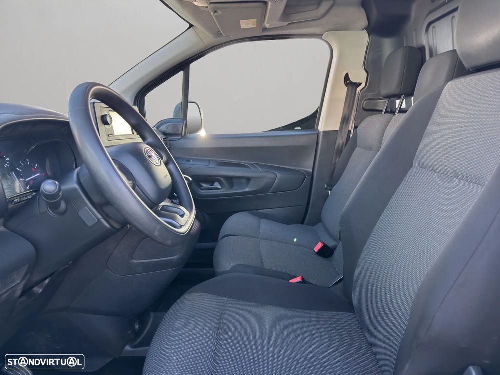 Toyota Proace City 1.5 D-4D 3 L 1 L - 9