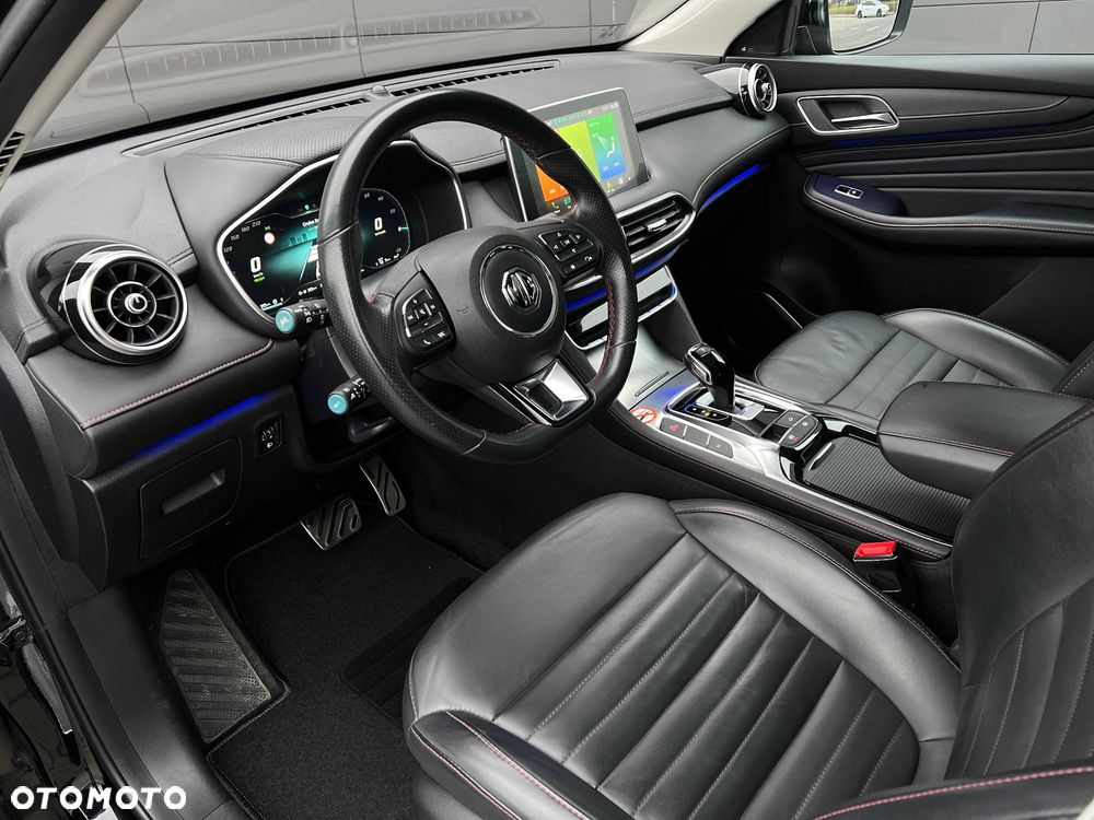 MG HS PHEV Luxury - 14
