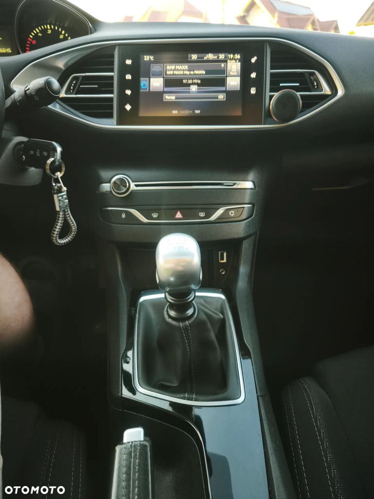 Peugeot 308 BlueHDi 120 Stop & Start Allure - 21