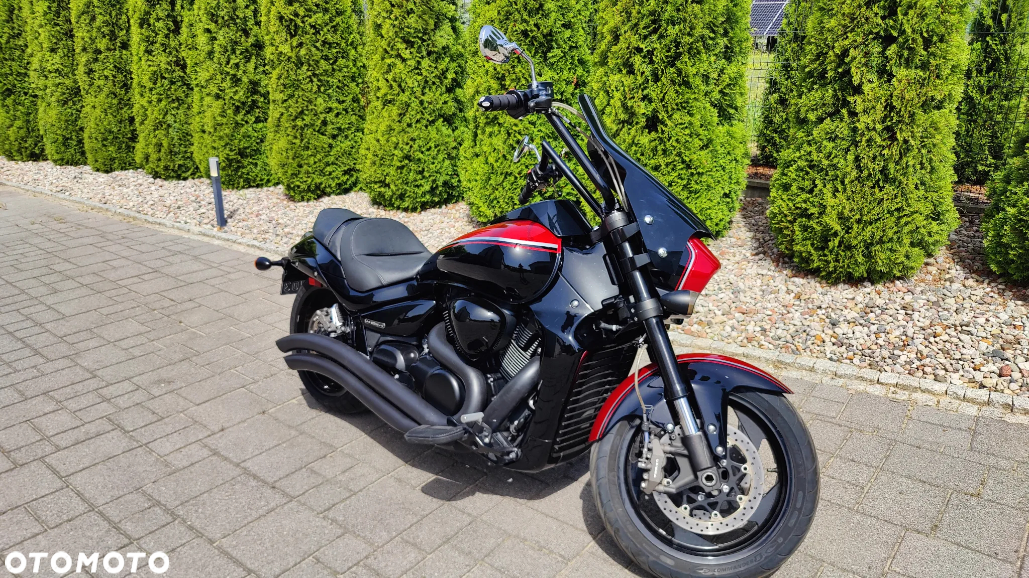 Suzuki Intruder - 23
