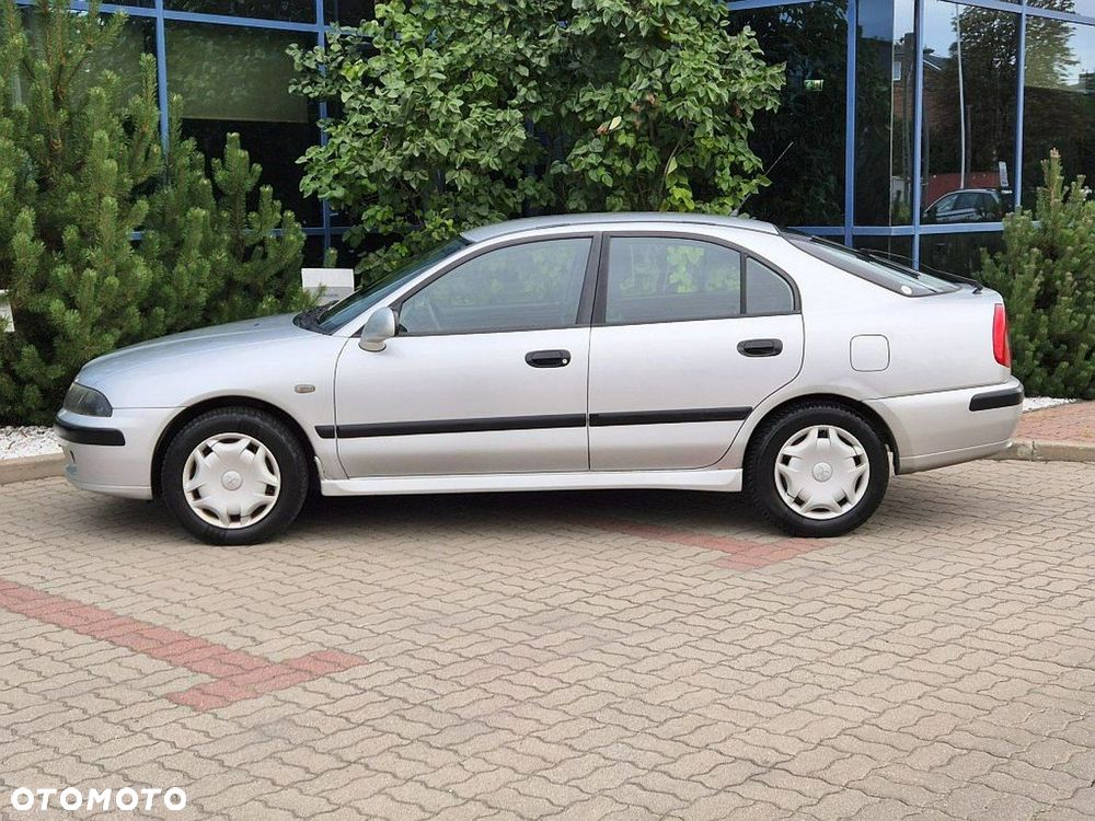 Mitsubishi Carisma - 2