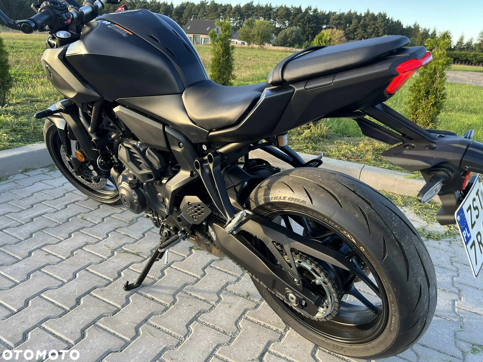 Yamaha MT - 8