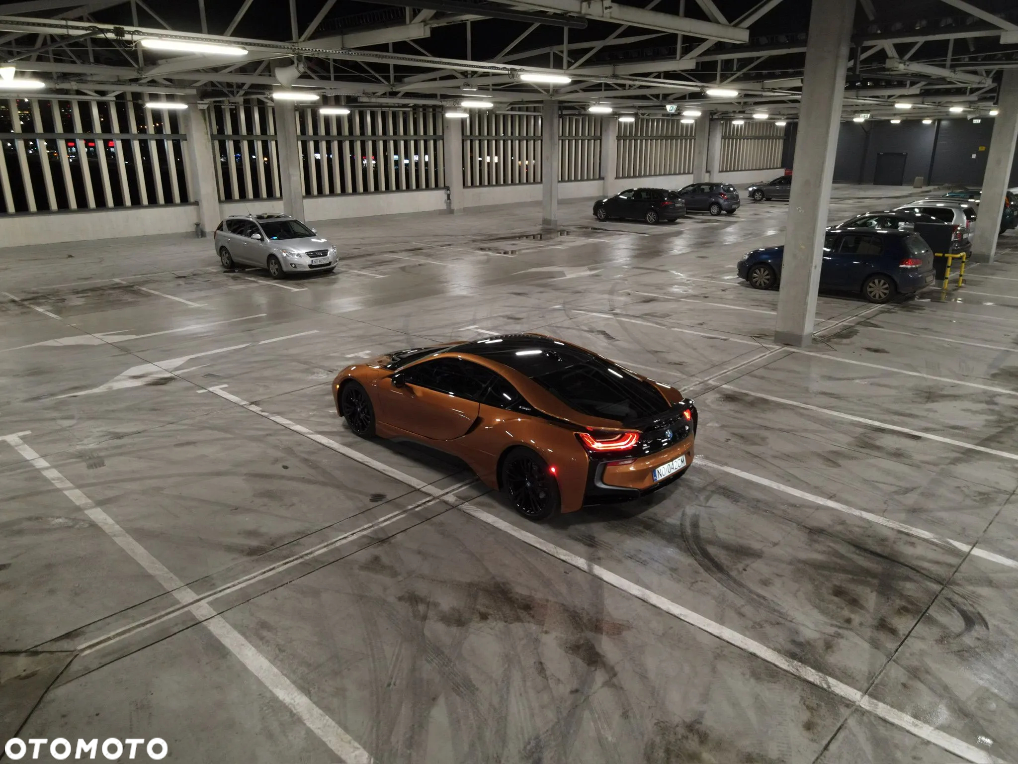 BMW i8 Coupe - 29