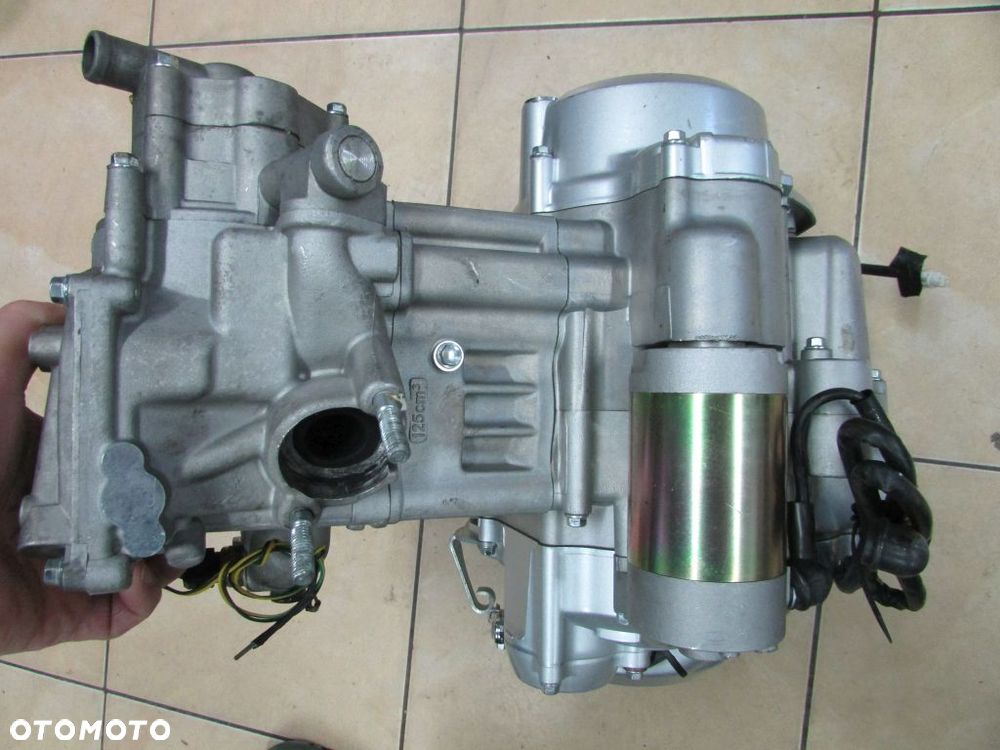 Beta Yingang Chiński Minarelli nie R125 silnik engine - 4