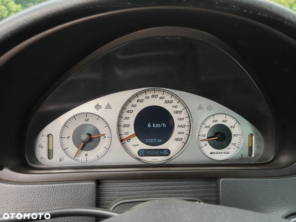 Mercedes-Benz CLK - 23