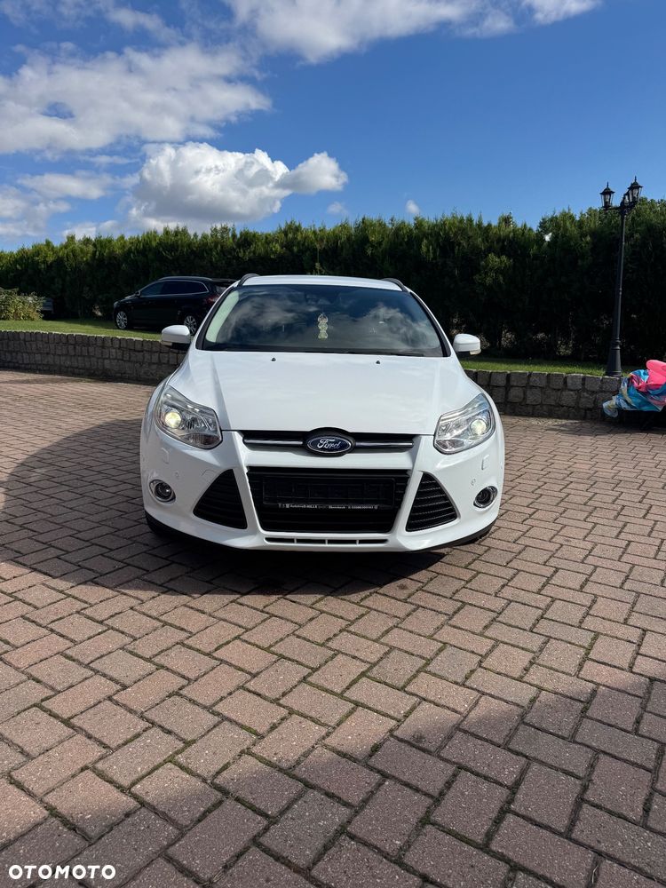 Ford Focus 1.0 EcoBoost Start-Stopp-System Champions Edition - 4