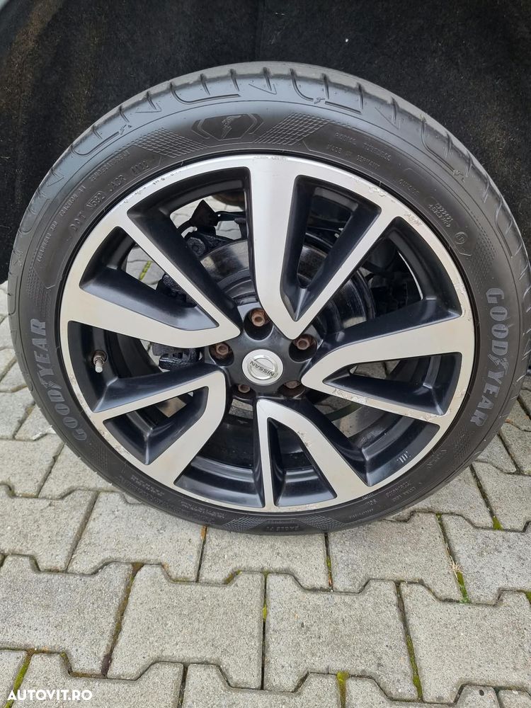Nissan Qashqai 1.6 DCI Xtronic TEKNA - 14