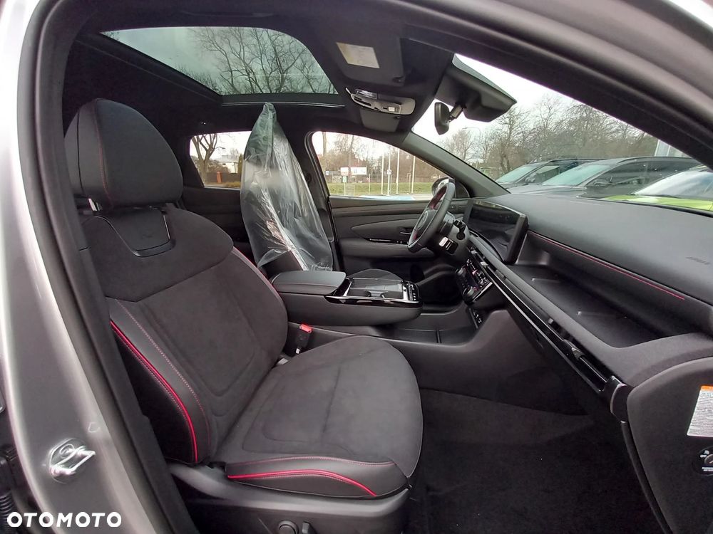 Hyundai Tucson 1.6 T-GDi HEV N-Line 2WD - 14