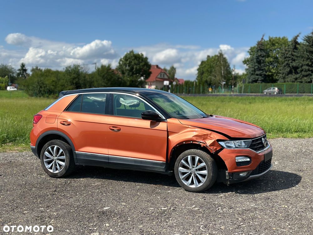 Volkswagen T-Roc - 8