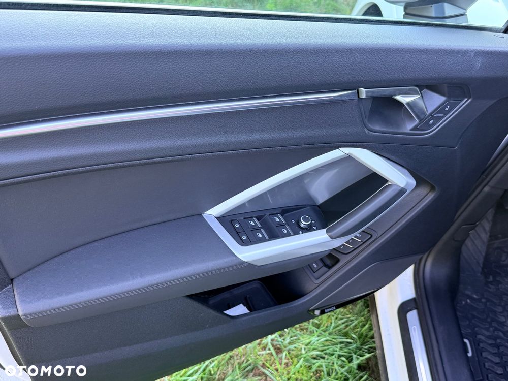Audi Q3 45 TFSI Quattro S tronic S line - 24