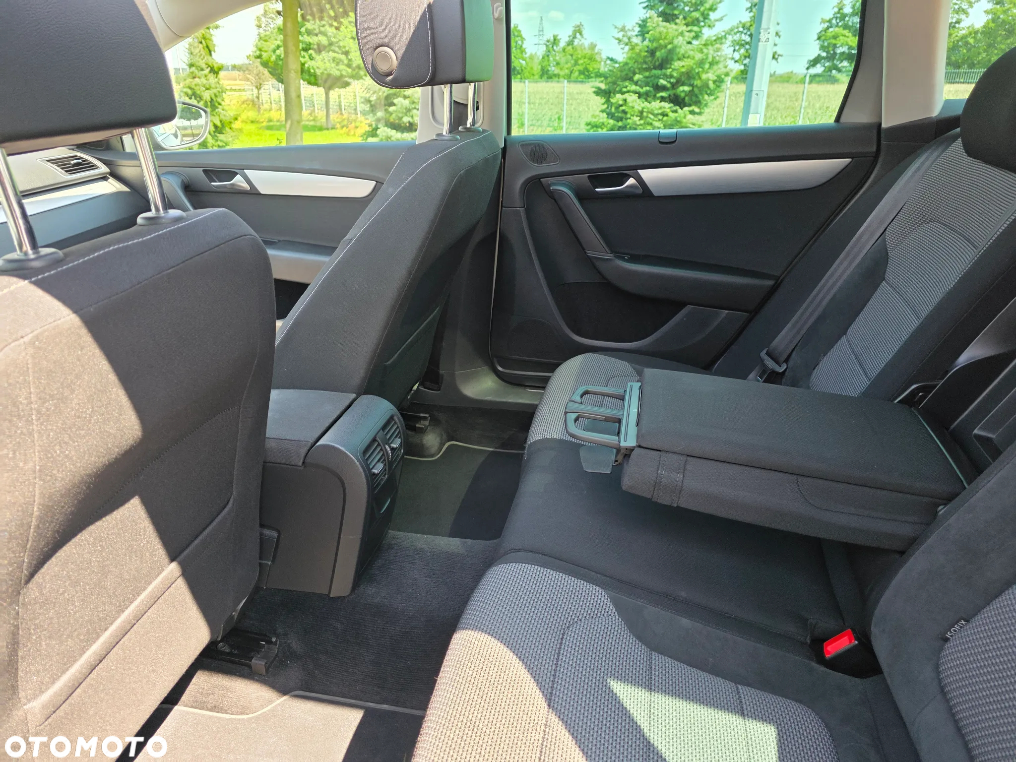 Volkswagen Passat Alltrack 2.0 TDI 4Motion BlueMotion Tec - 18