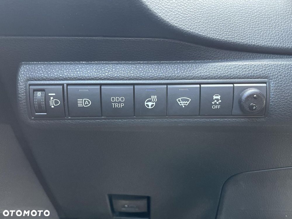 Toyota Corolla - 18