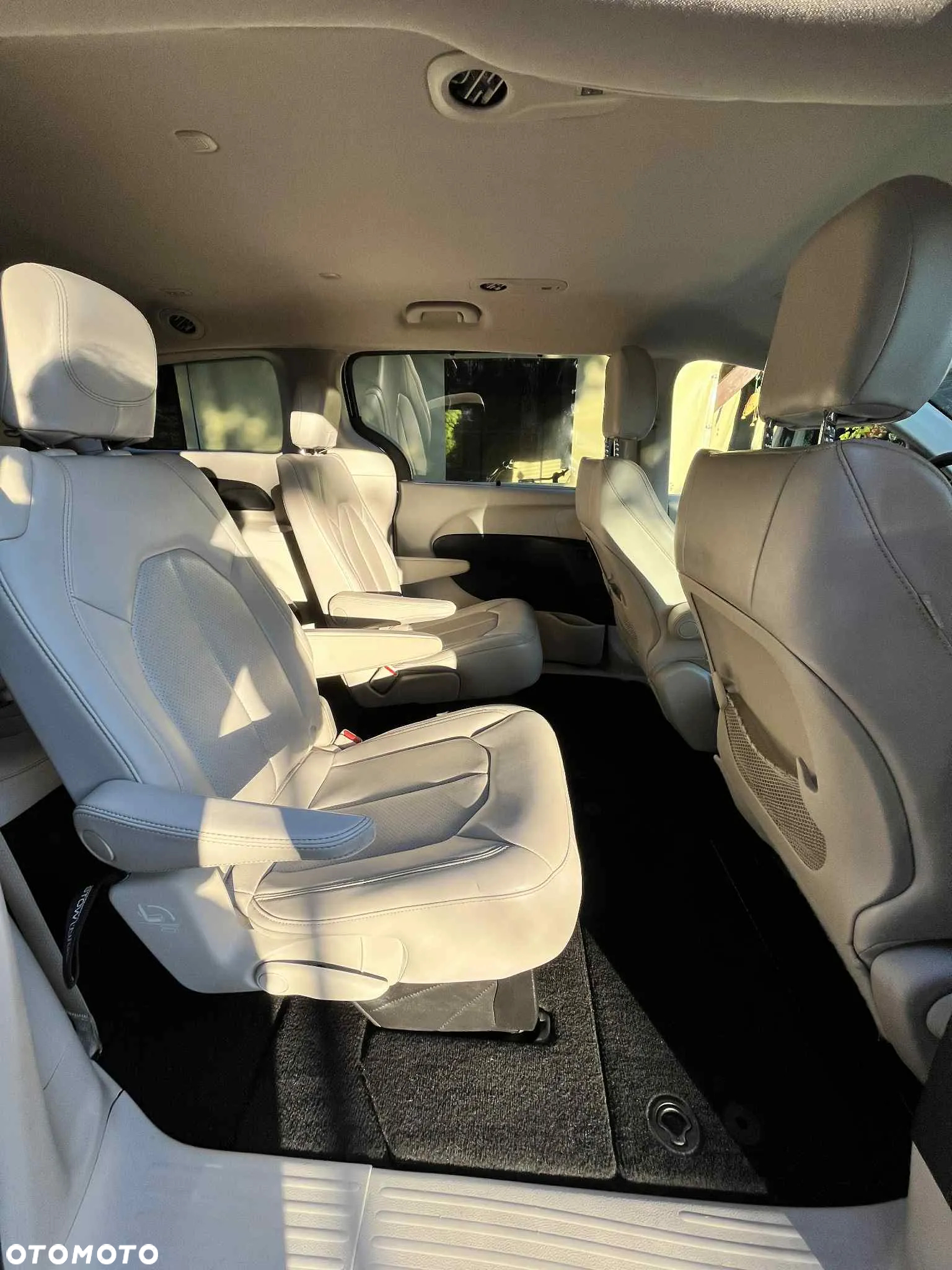 Chrysler Voyager - 19