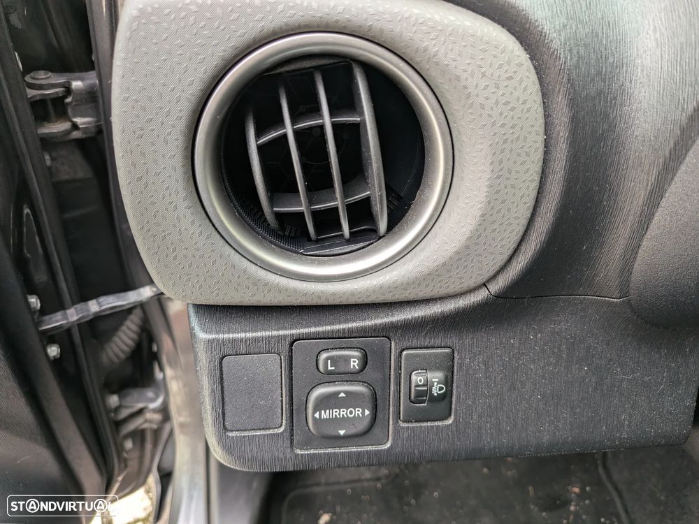 Toyota Yaris 1.0 VVT-i Comfort - 7