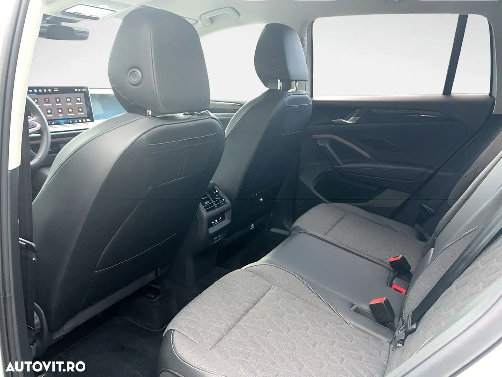 Volkswagen Tiguan 1.5 eTSI DSG MHEV Life - 11