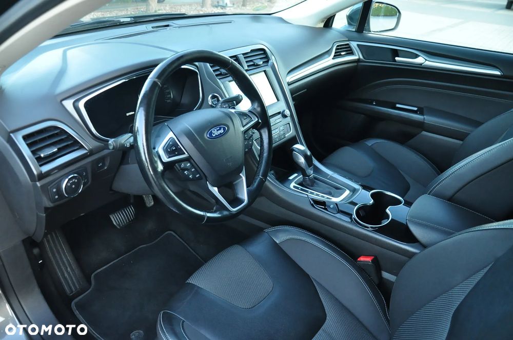 Ford Mondeo 2.0 EcoBlue Titanium - 22