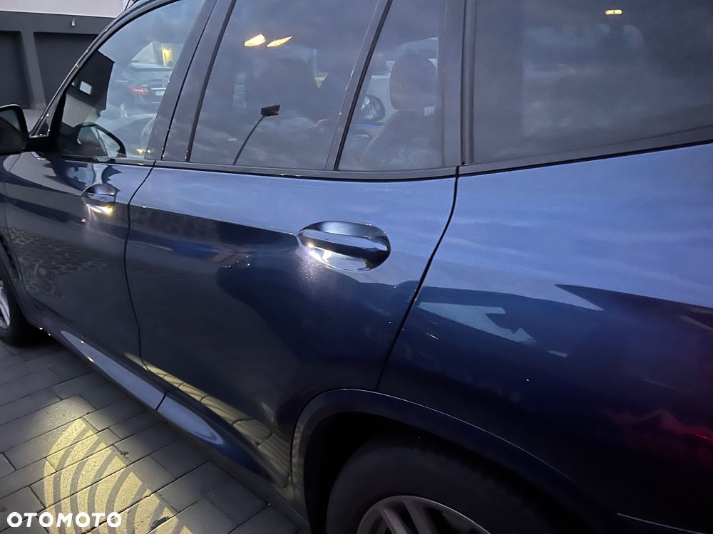 BMW X3 xDrive20d sport - 9