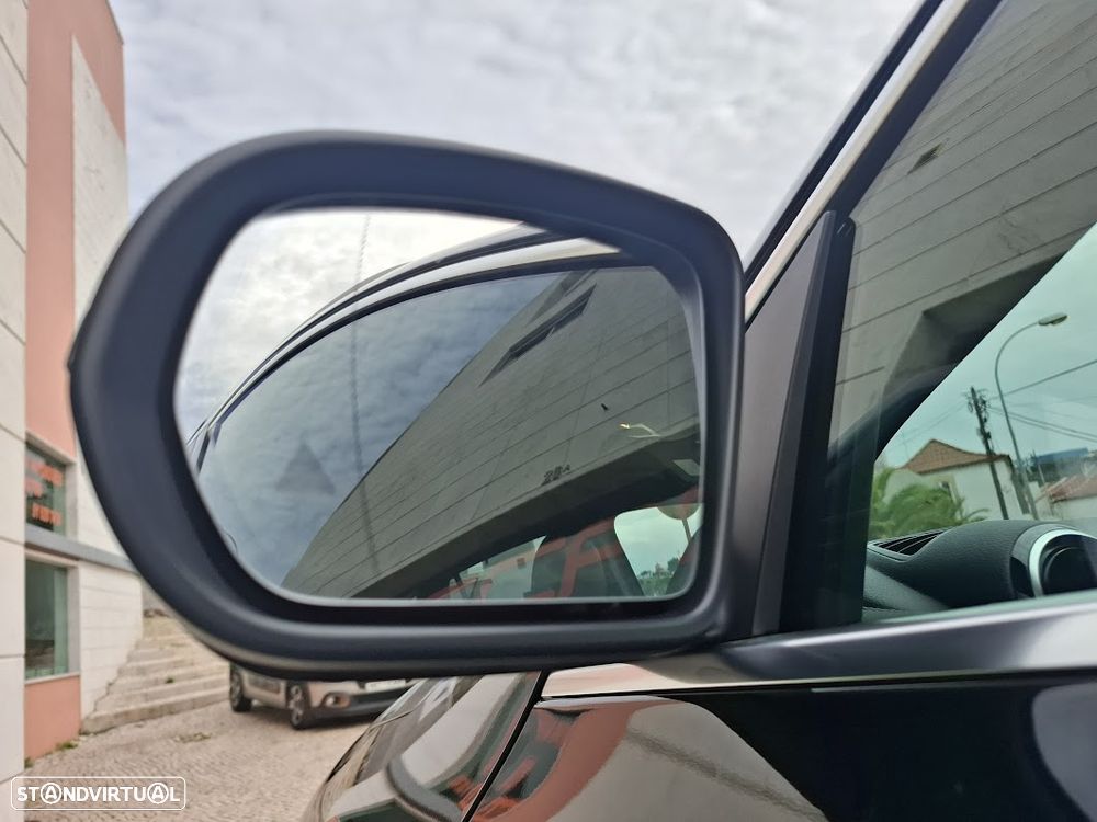 Mercedes-Benz GLA 250 e 8G-DCT Edition Plug-in-Hybrid - 56