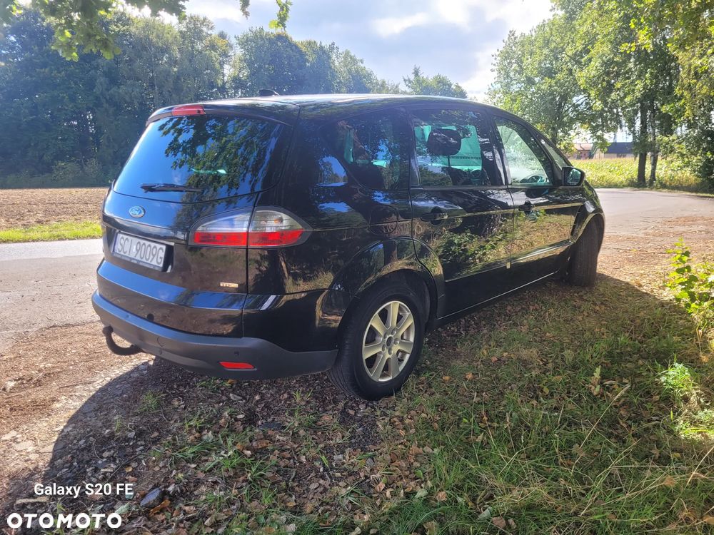 Ford S-Max - 9