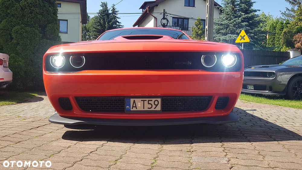 Dodge Challenger 6.4 Scat Pack - 4