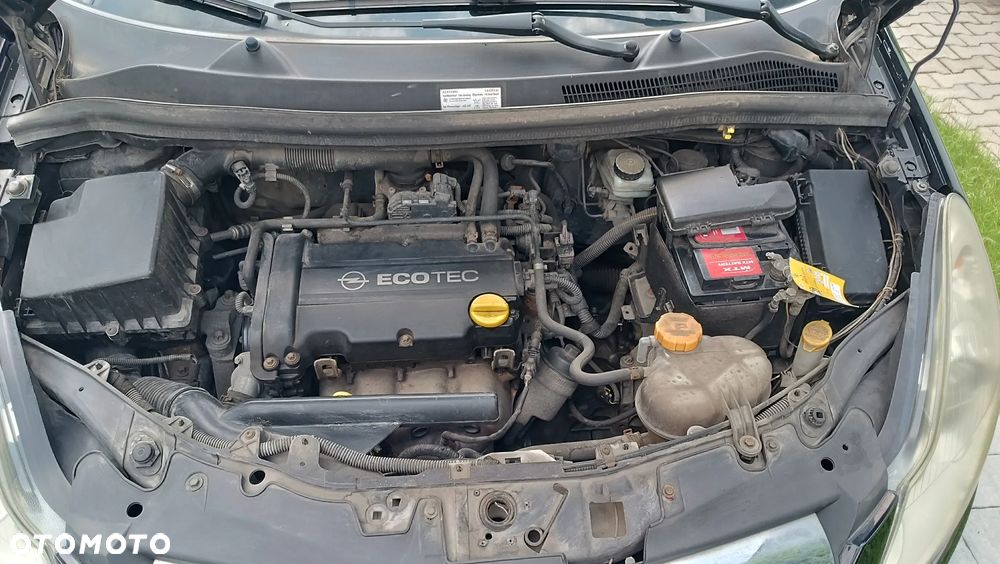 Opel Corsa 1.2 16V Essentia - 15