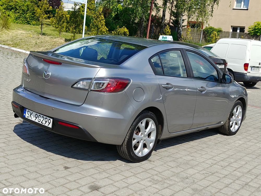 Mazda 3 1.6 CD Exclusive + - 12