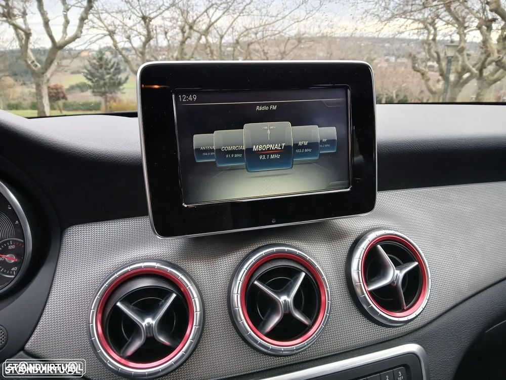 Mercedes-Benz CLA 200 (CDI) d Urban - 29