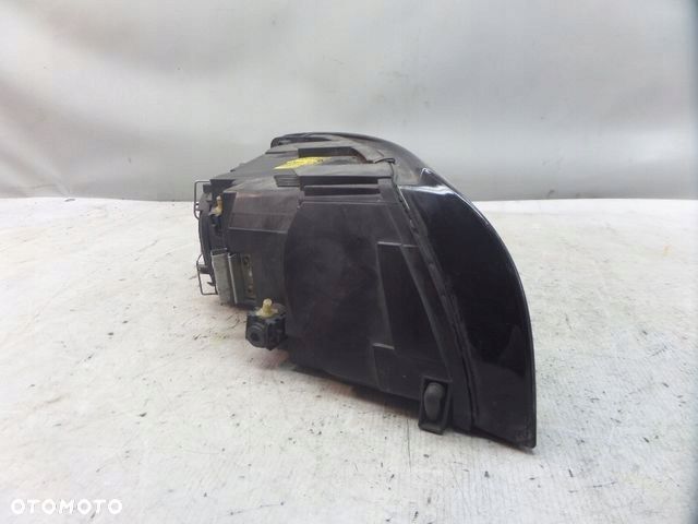 volvo v50 lampa lewa przednia 30698885 - 11