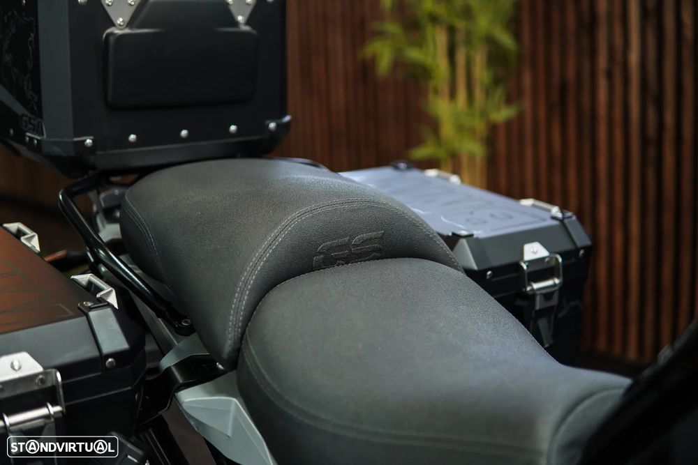 BMW R 1250 GS Adventure TRIPLE BLACK 4 Packs - 18