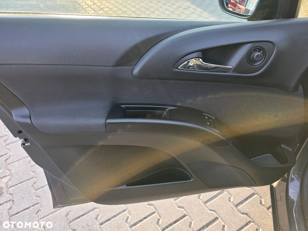 Opel Meriva 1.4 T Enjoy - 12