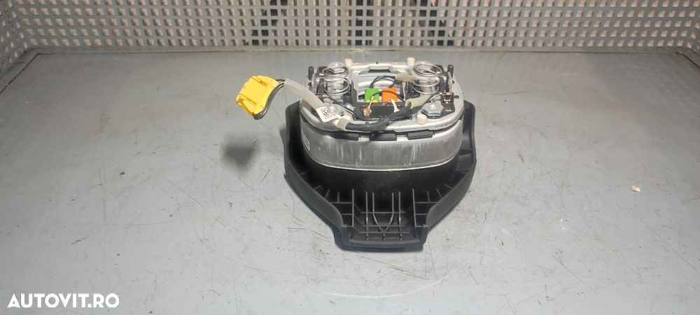 Airbag volan volkswagen vw passat b6 cod 3C0880201AC - 4