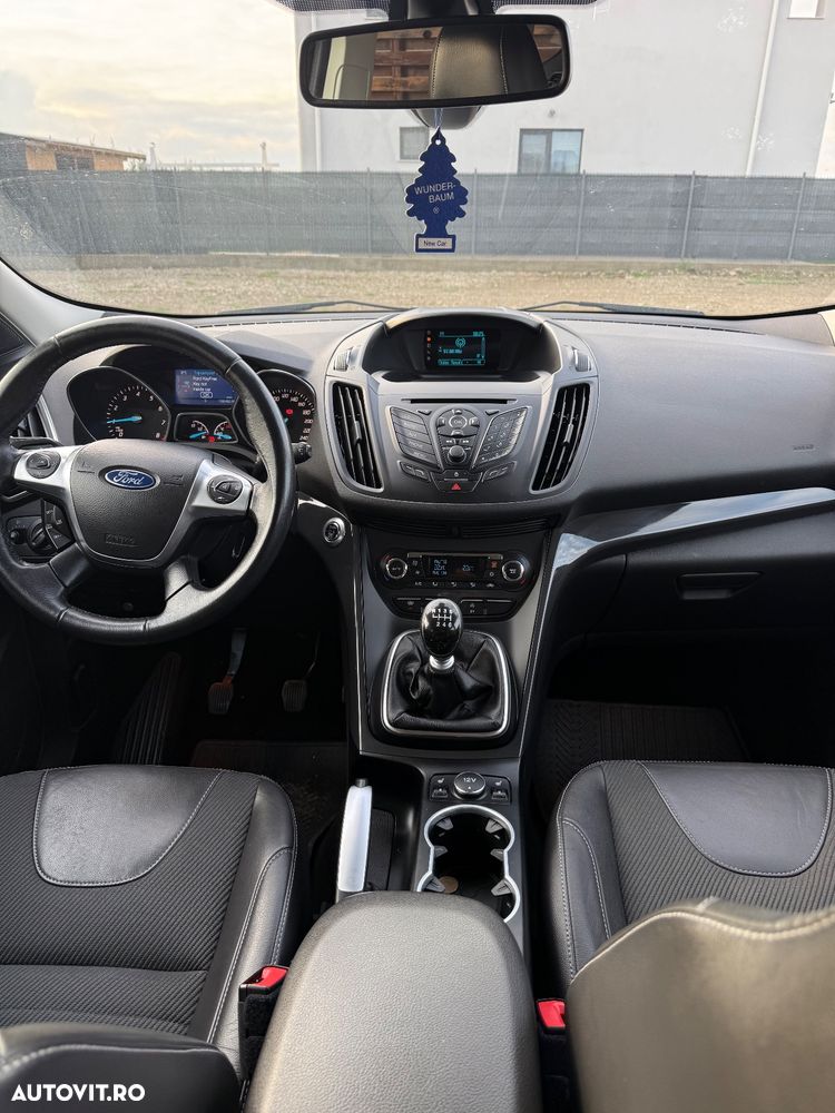 Ford Kuga 1.5 EcoBoost 2x4 Business Edition - 6