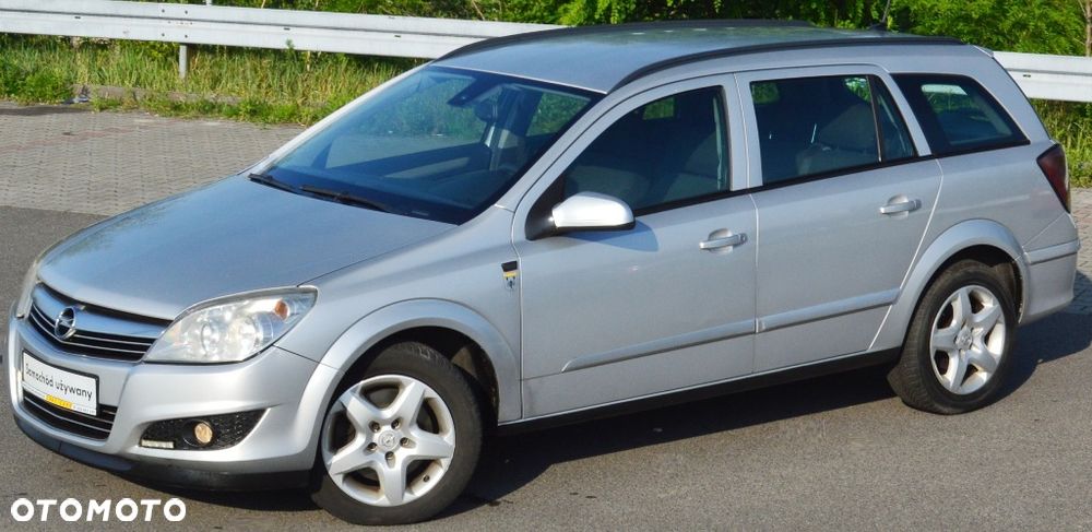 Opel Astra 1.9 CDTI - 10