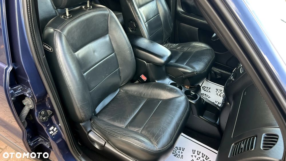 Ford Maverick 3.0 V6 Limited - 25