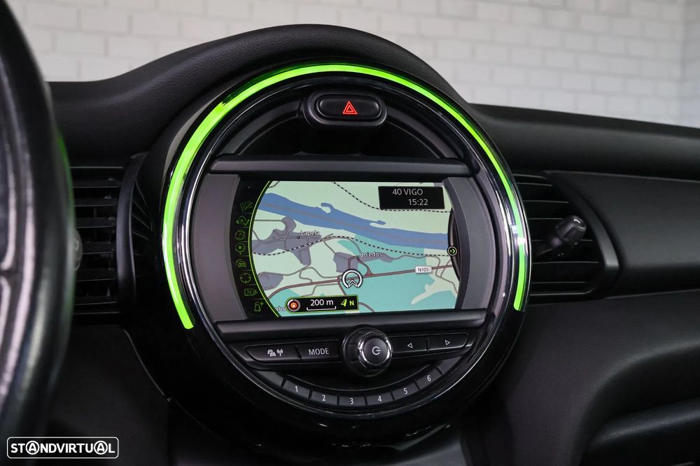 MINI 5 Portas One D - 18